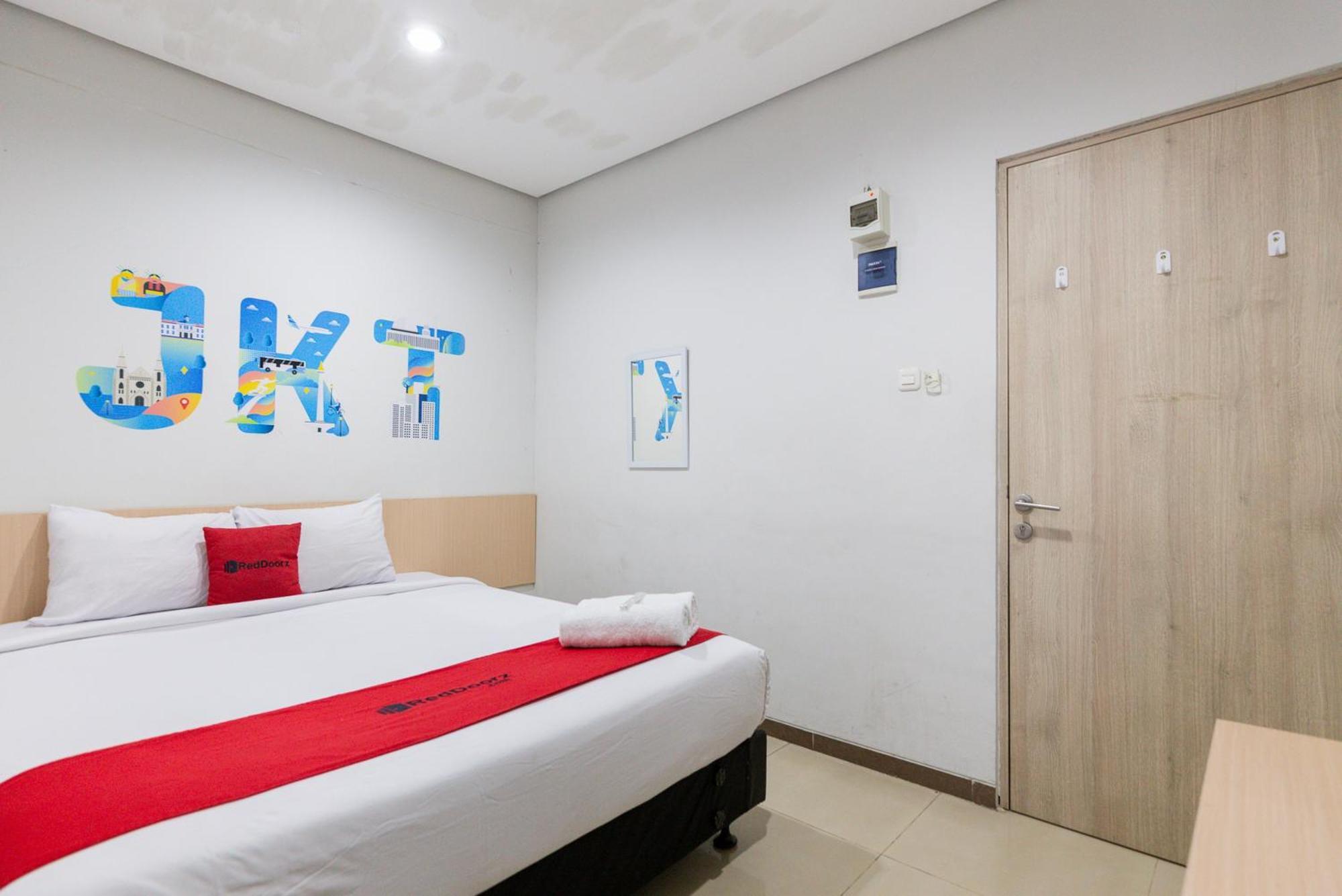 Reddoorz Plus Syariah Near Mall Pondok Indah Τζακάρτα Εξωτερικό φωτογραφία